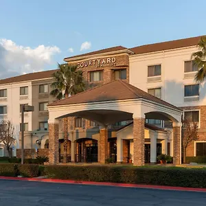 Hotel Courtyard By Marriott Ontario